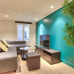 Luxurious Studio Republique Saint Martin Free Netflix Paris